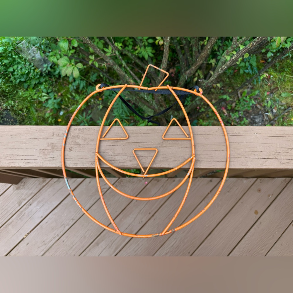 Orange Metal Pumpkin Wreath/Door Hanger